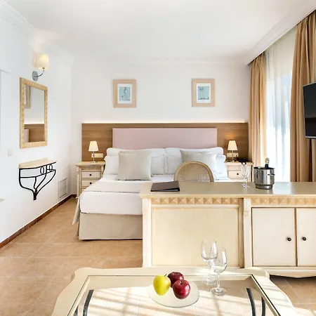 Hotel Viva Cala Mesquida & Adults Only 16 4*