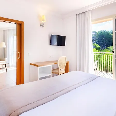 Viva Cala Mesquida & Adults Only 16 Hotel 4*