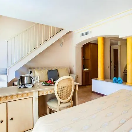 Hotel Viva Cala Mesquida & Adults Only 16 4*
